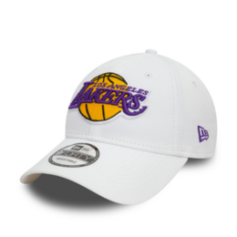 NEW ERA LAKERS 9FORTY LIPPIS VALKOINEN